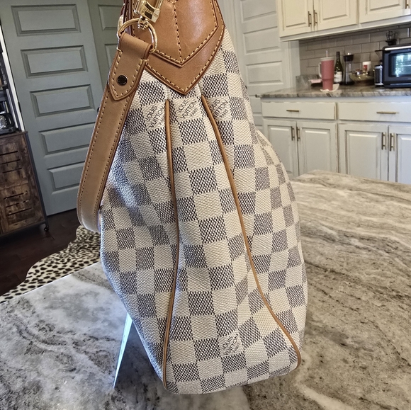 SOLD!!Louis Vuitton Evora MM Damier Azur - Picture 6 of 11